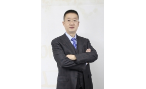 常务副会长(执行会长)：岳 政